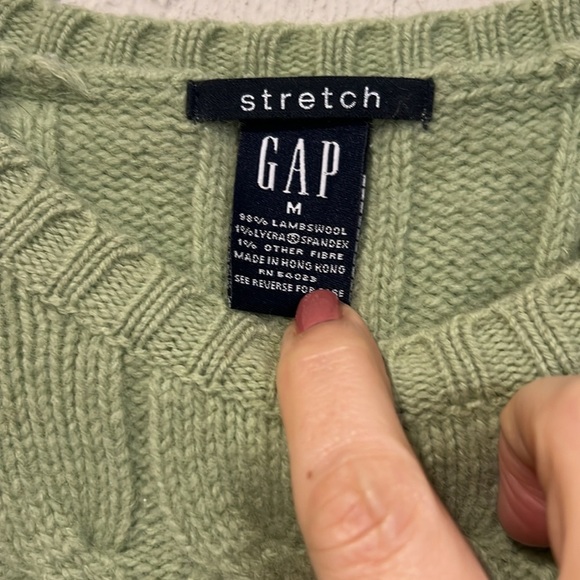 GAP Vintage Green Wool cable knit sweater size medium - Picture 5 of 11
